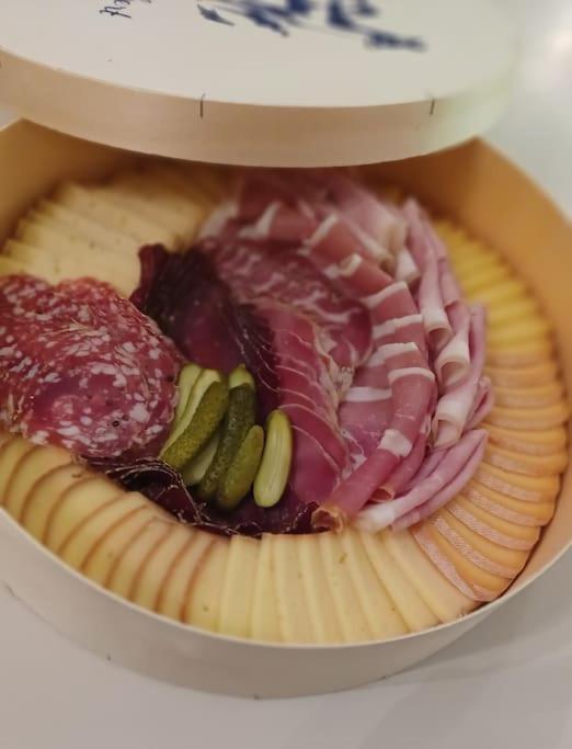 Gite "La Bulle De Lena" Avec Petit-Dejeuner Garage Et Parking Flavigny Luaran gambar