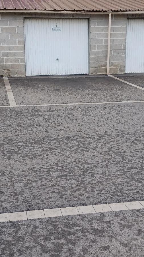 Gite "La Bulle De Lena" Avec Petit-Dejeuner Garage Et Parking Flavigny Luaran gambar